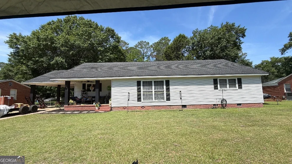 Unit for sale at 367 E Camellia Drive, Camilla, GA 31730