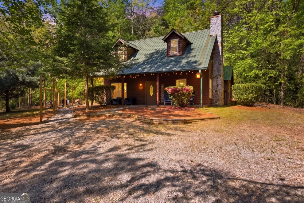 Unit for sale at 325 Blue Creek Cove, Cleveland, GA 30528