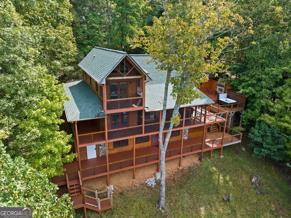 Unit for sale at 208 Cohutta Overlook Drive, Blue Ridge, GA 30513