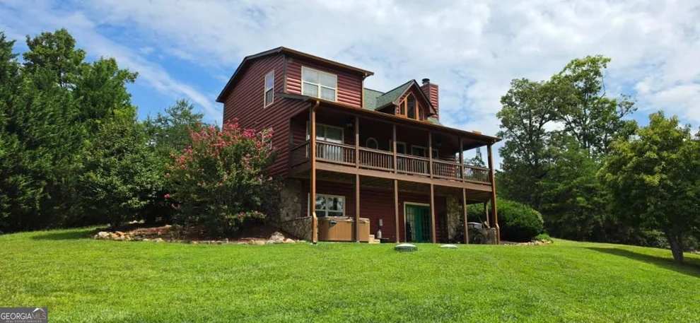 Unit for sale at 139 Gladys Lane, Young Harris, GA 30582