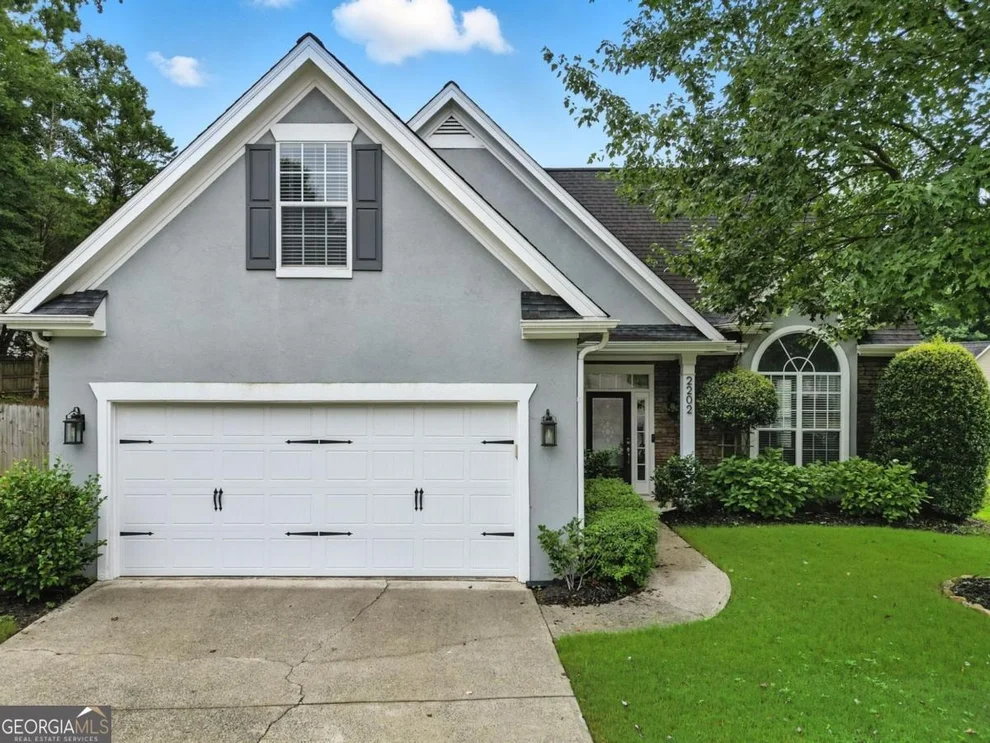 Unit for sale at 2202 Berryhill Circle SE, Smyrna, GA 30082