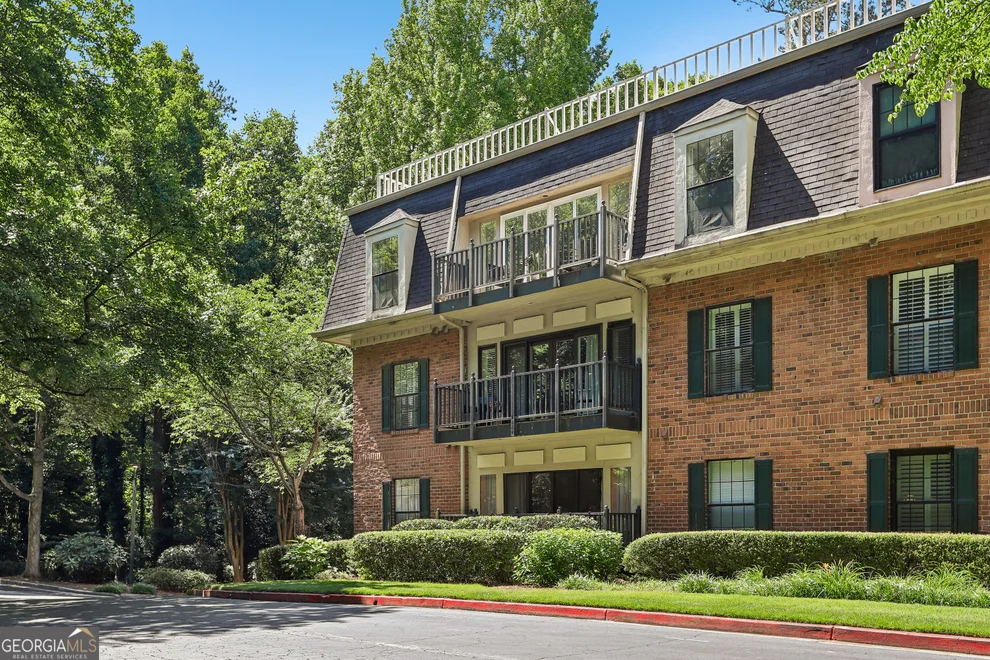 Unit for sale at 26308 Plantation Drive NE, Atlanta, GA 30324
