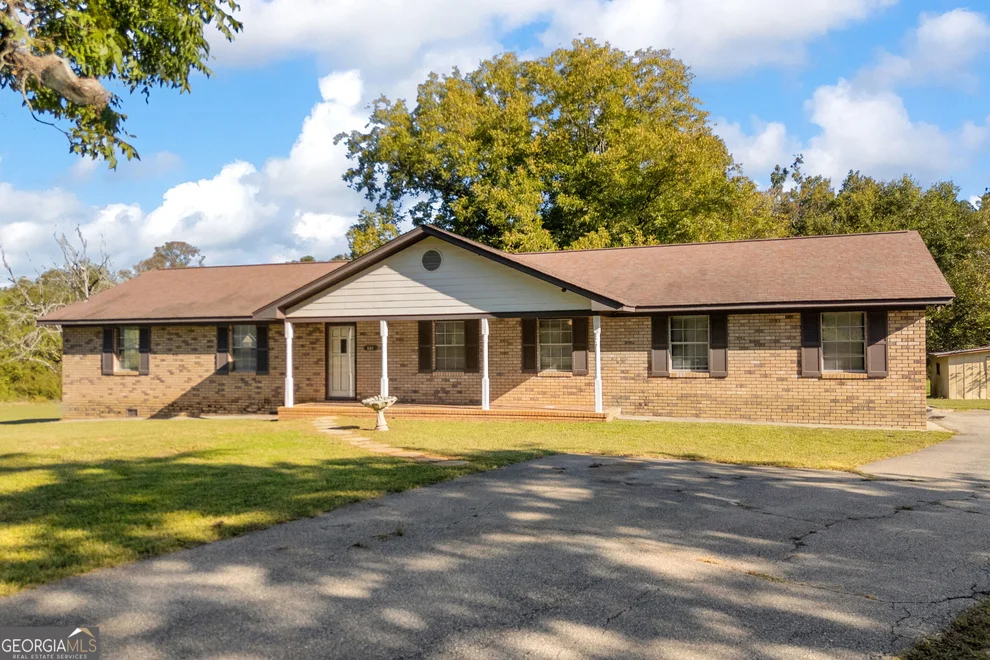 Unit for sale at 321 Independence Street, Tignall, GA 30668