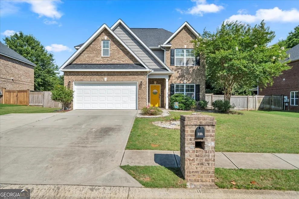 Unit for sale at 246 Black Hawke Lane, Kathleen, GA 31047