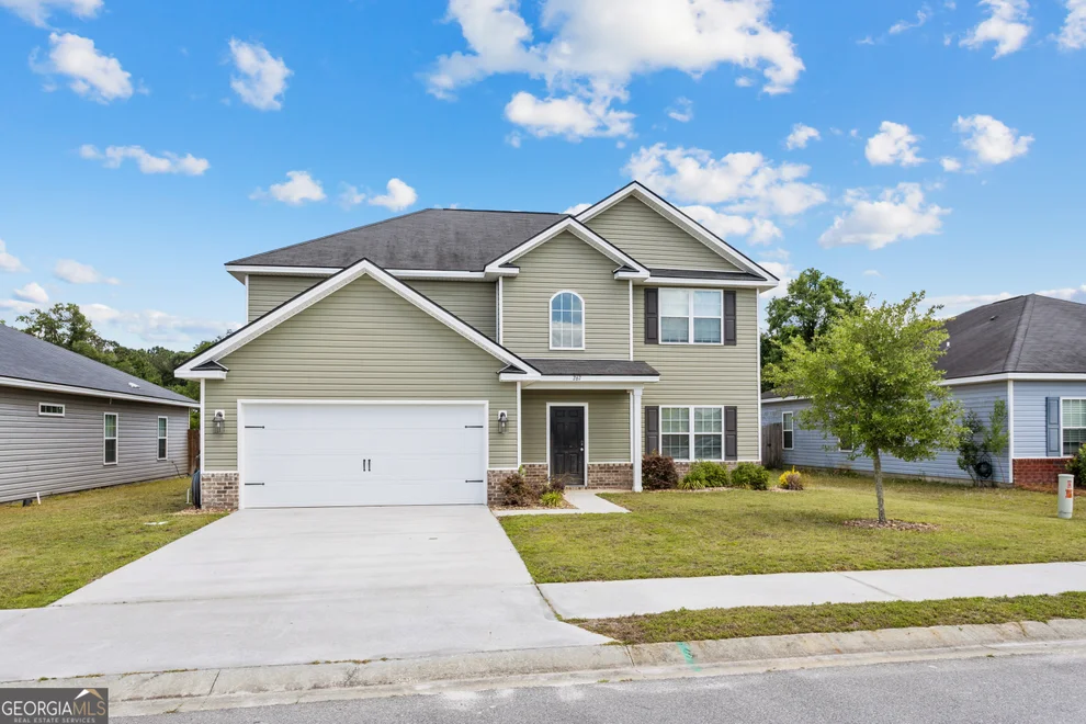 Unit for sale at 267 Alcott Circle, Hinesville, GA 31313