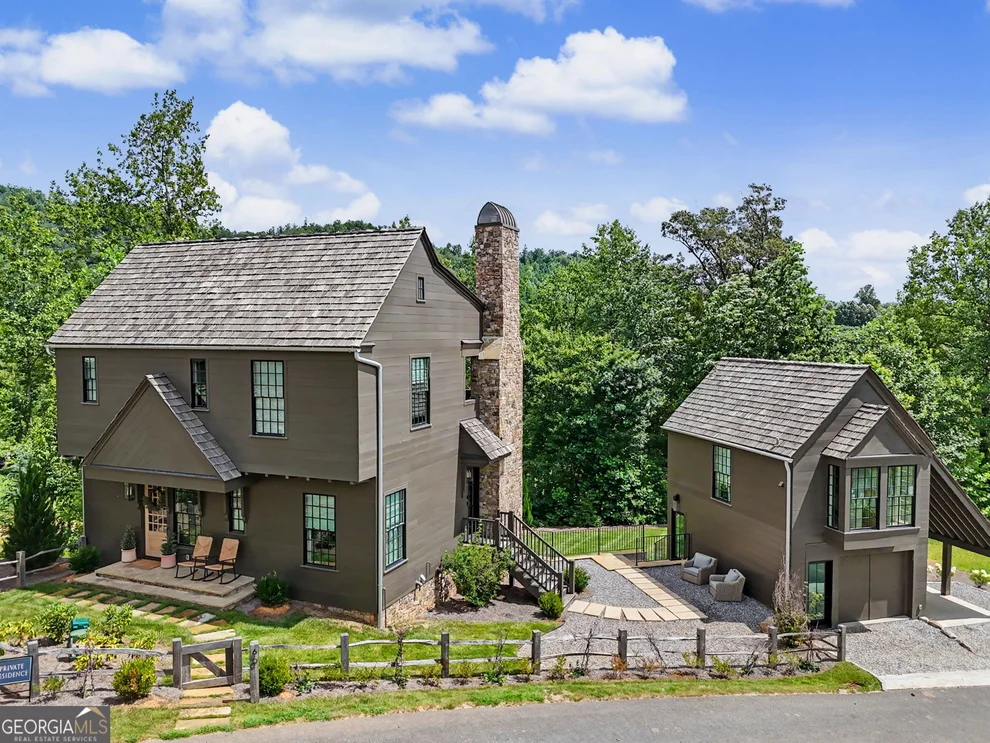 Unit for sale at 60 Cove View Lane, Clarkesville, GA 30523
