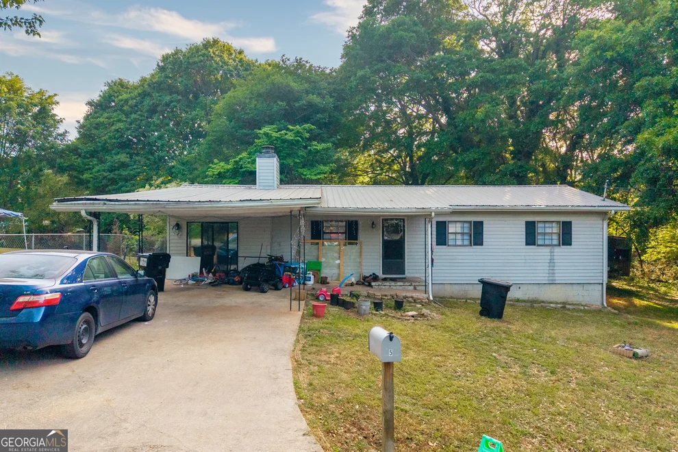 Unit for sale at 5 Lake Place, Gainesville, GA 30504