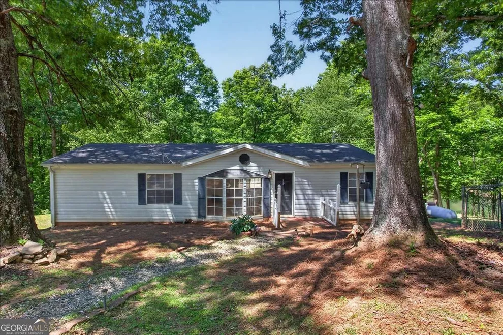 Unit for sale at 281 Dogwood Circle, Ellijay, GA 30540