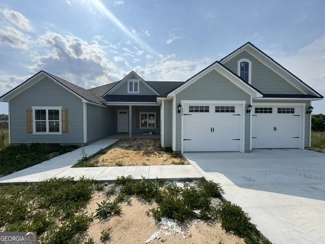 Unit for sale at 402 Bailey Circle, Thomasville, GA 31757
