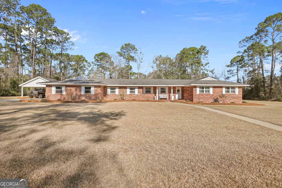 Unit for sale at 548 S 5th Street, Jesup, GA 31545