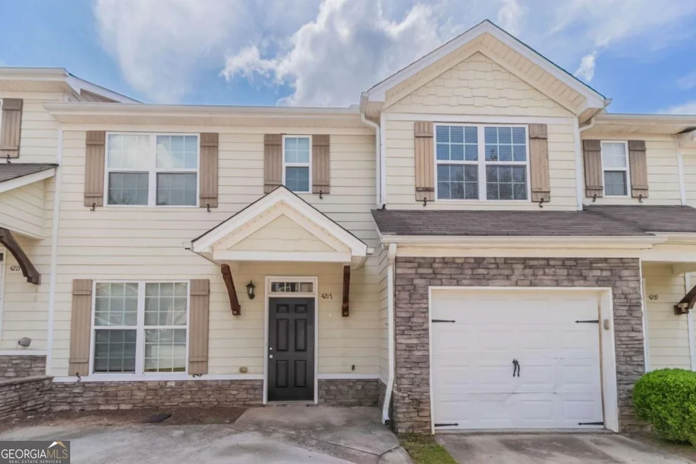 Unit for sale at 4217 High Park Lane, Atlanta, GA 30344