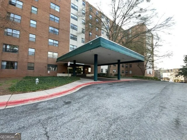 Unit for sale at 2965 Pharr Court South NW, Atlanta, GA 30305