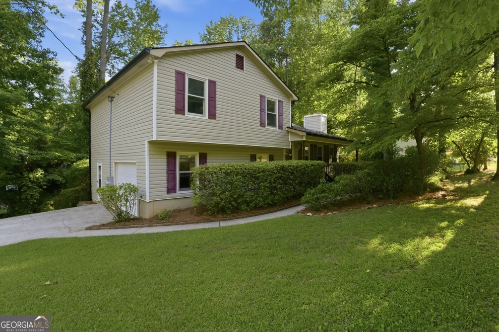 Unit for sale at 4695 Spring Gate Drive, Powder Springs, GA 30127
