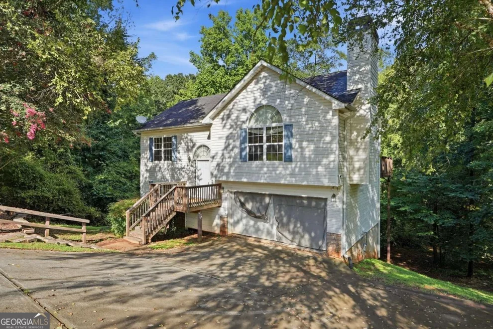 Unit for sale at 670 Chaseridge Drive, Mcdonough, GA 30253