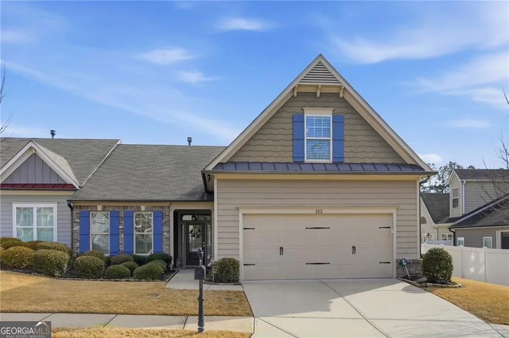 Unit for sale at 152 Heritage Pointe, Woodstock, GA 30189