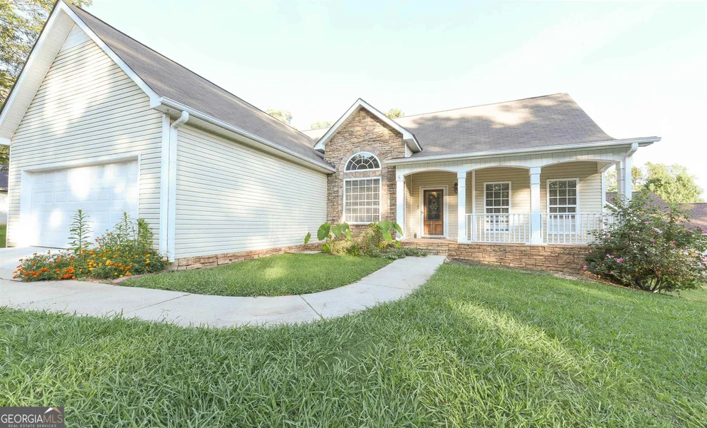 Unit for sale at 1016 Stone Brook Lane, Bremen, GA 30110