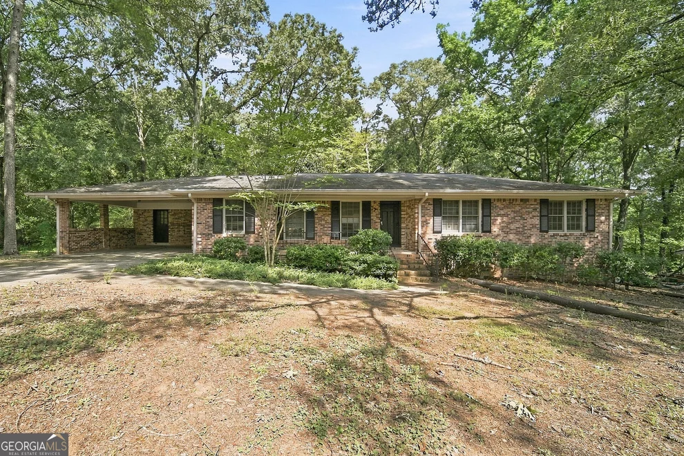 Unit for sale at 10134 Westview Drive SW, Covington, GA 30014