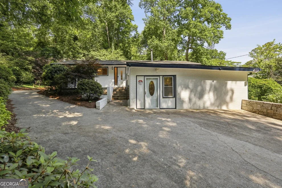 Unit for sale at 2056 Abby Lane NE, Atlanta, GA 30345