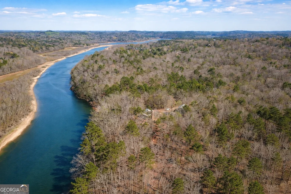 Unit for sale at 333 Laurel Mountain Drive, Toccoa, GA 30577