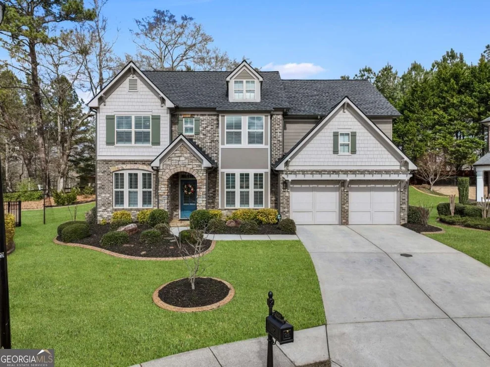 Unit for sale at 340 Spotted Ridge Circle, Woodstock, GA 30188