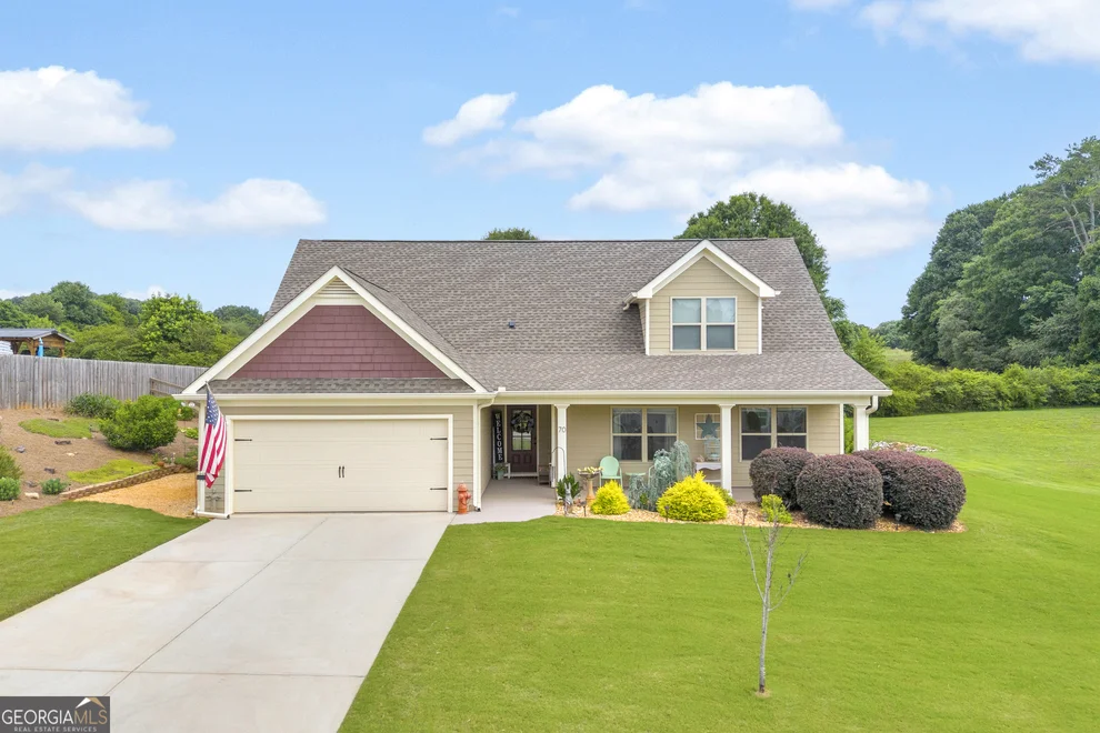 Unit for sale at 70 Glenn Trail, Winder, GA 30680