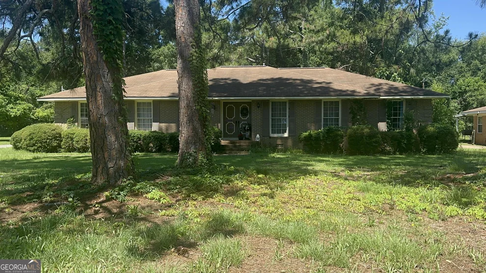 Unit for sale at 615 Forrest Drive, Fort Valley, GA 31030