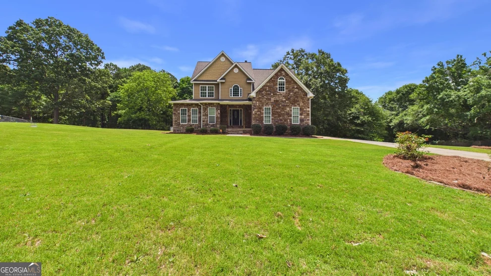 Unit for sale at 450 E End Road, Covington, GA 30014