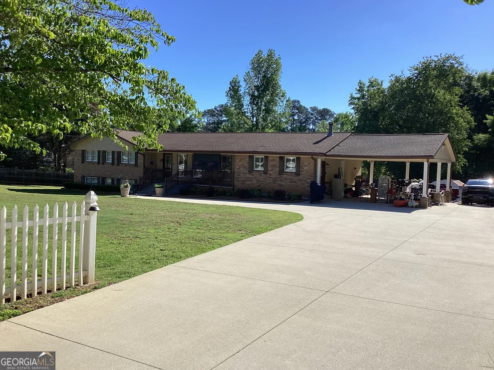 Unit for sale at 2779 Bob Cox Road NW, Marietta, GA 30064