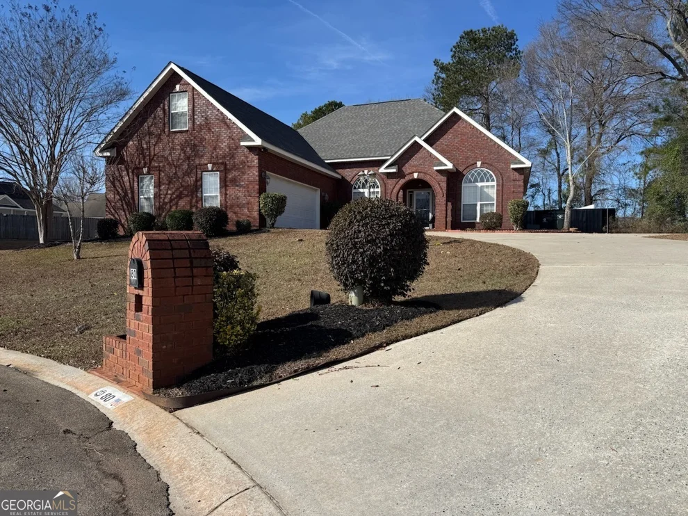 Unit for sale at 80 Mallard Point, Kathleen, GA 31047