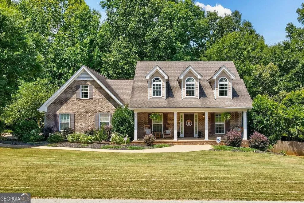 Unit for sale at 1100 Christian Terrace, Watkinsville, GA 30677