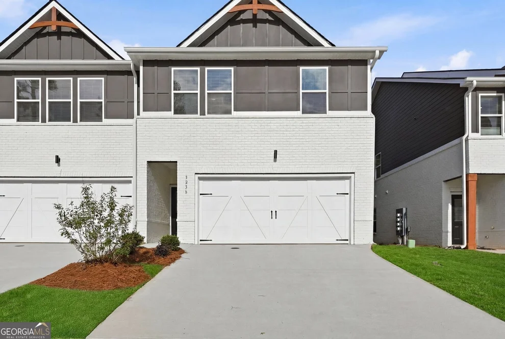 Unit for sale at 3236 Winding Waters Way, Powder Springs, GA 30127