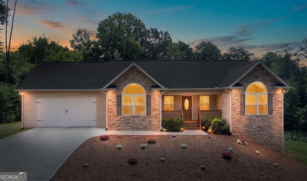 Unit for sale at 350 Linwood Drive, Demorest, GA 30535