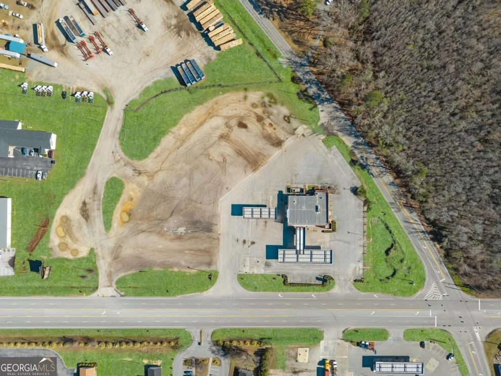 Unit for sale at 10525 Us Highway 1 S, Wadley, GA 30477