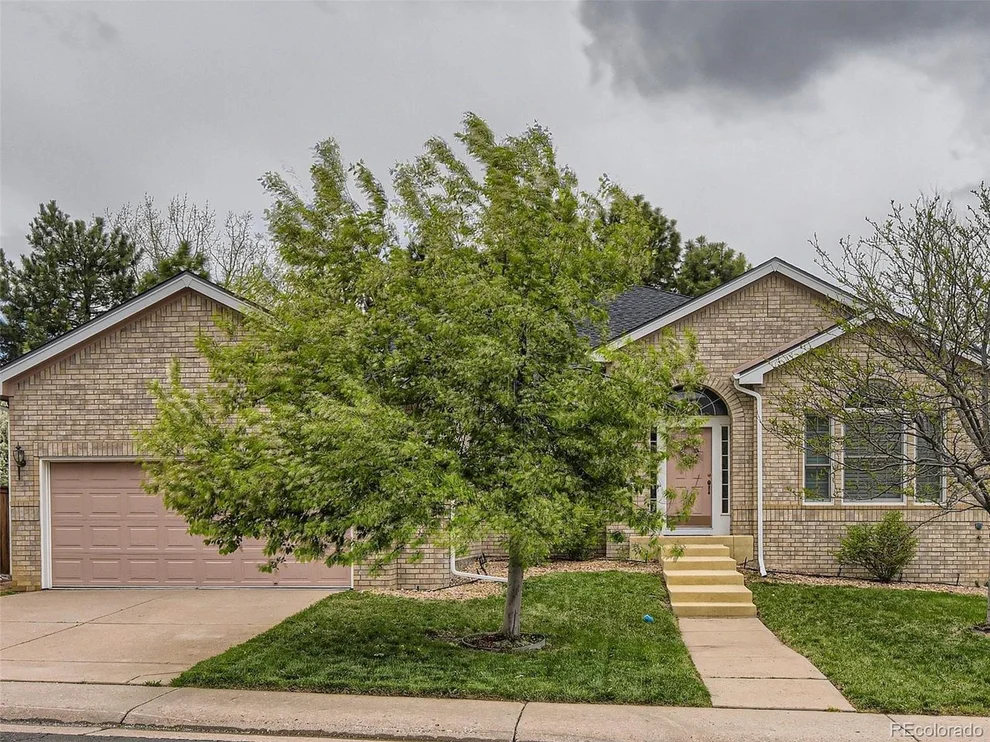 Unit for sale at 9757 Sylvestor Rd, Highlands Ranch, CO 80129