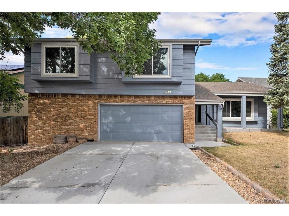 Unit for sale at 1719 Daisy Ct, Broomfield, CO 80020