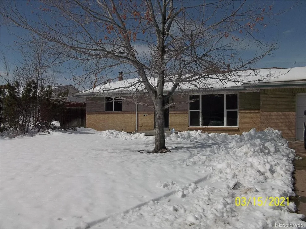 Unit for sale at 301 Lansing St, Aurora, CO 80010