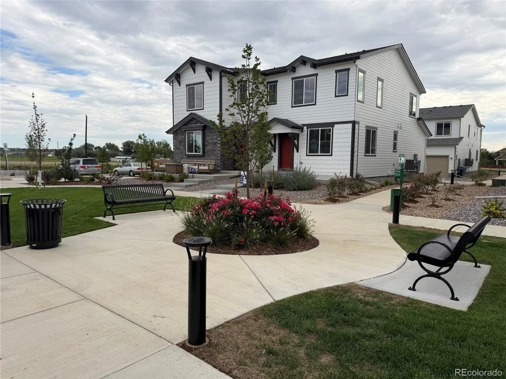 Unit for sale at 1480 Coral Pl, Longmont, CO 80504