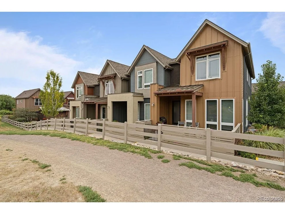 Unit for sale at 2226 E Hecla Dr, Louisville, CO 80027