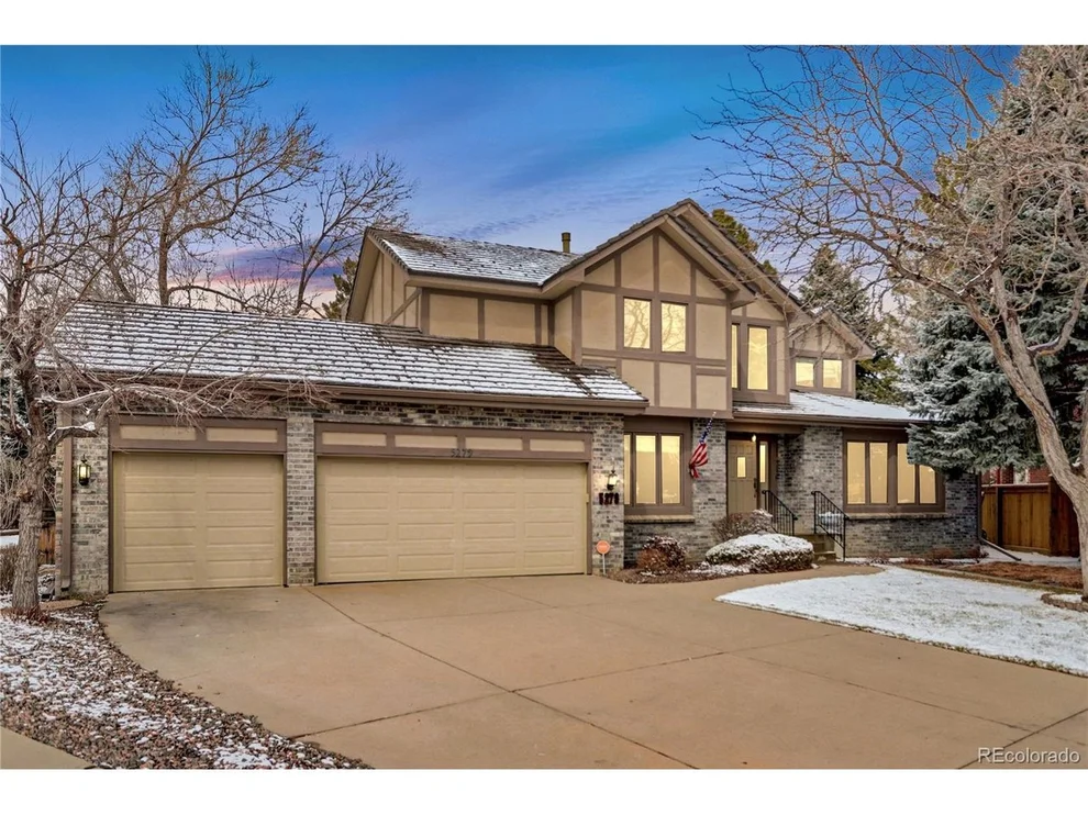 Unit for sale at 5279 S Geneva Way, Englewood, CO 80111