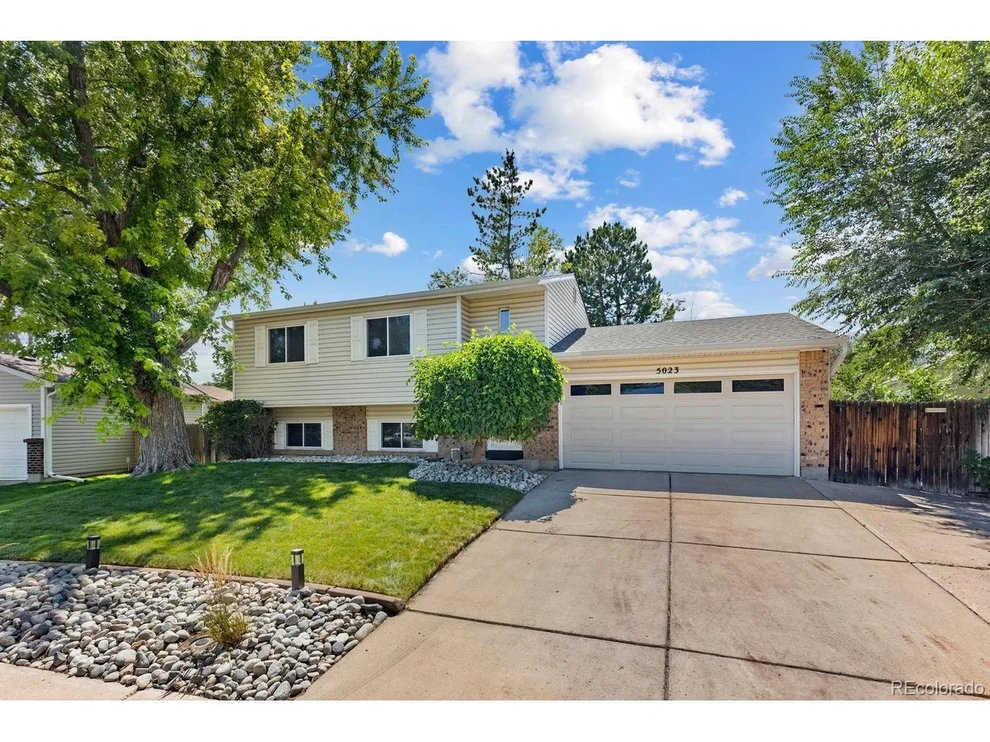 Unit for sale at 5023 S Hoyt St, Littleton, CO 80123