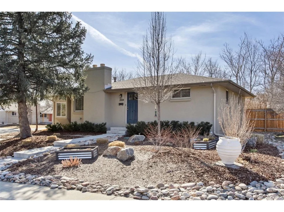Unit for sale at 3504 W Alamo Dr, Littleton, CO 80123
