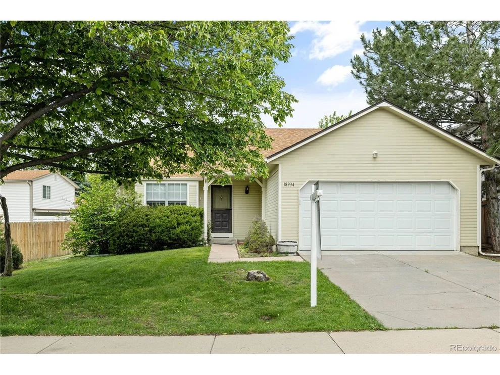 Unit for sale at 18934 E Gunnison Pl, Aurora, CO 80017