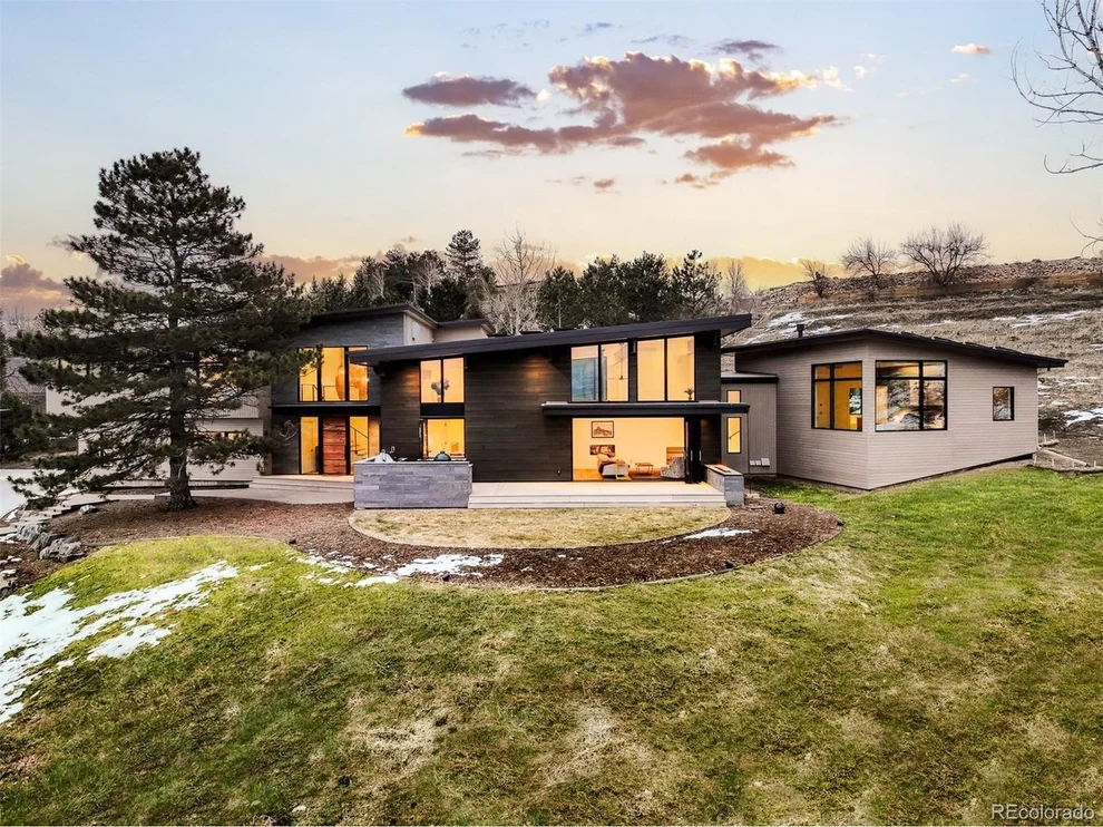 Unit for sale at 7526 Spring Dr, Boulder, CO 80303