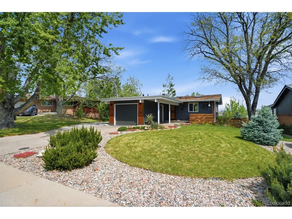 Unit for sale at 7780 S Sheridan Ct, Littleton, CO 80128