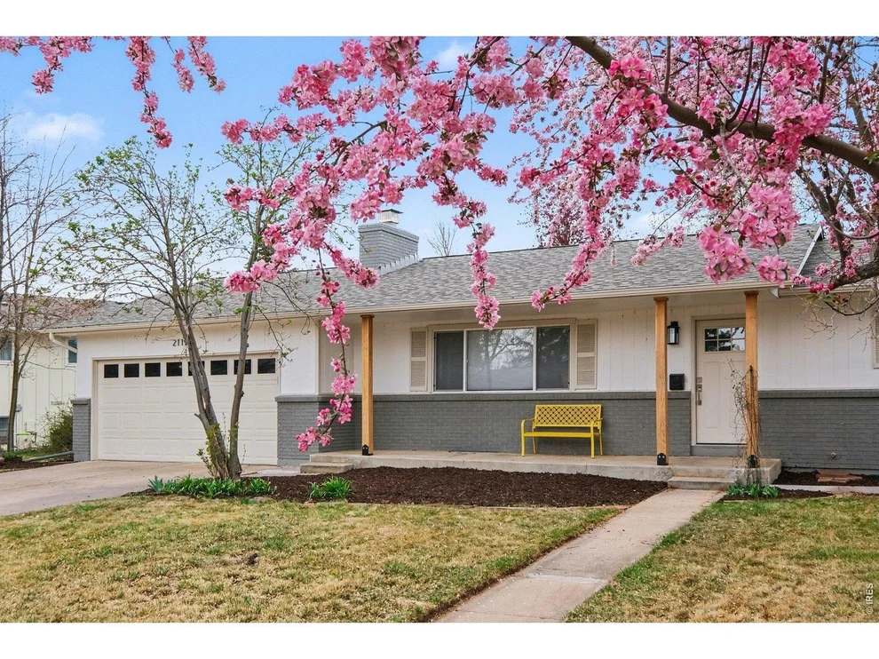 Unit for sale at 2119 Sheffield Dr, Fort Collins, CO 80526
