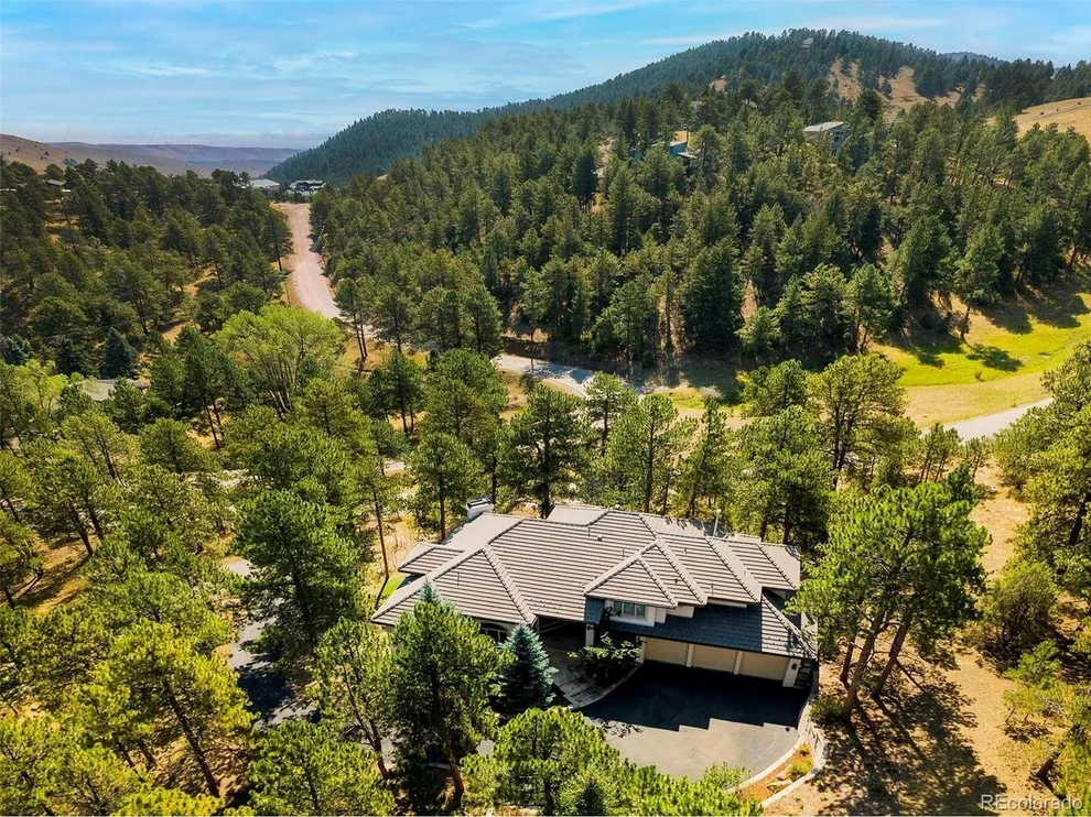Unit for sale at 22184 Forest Hills Dr, Golden, CO 80401