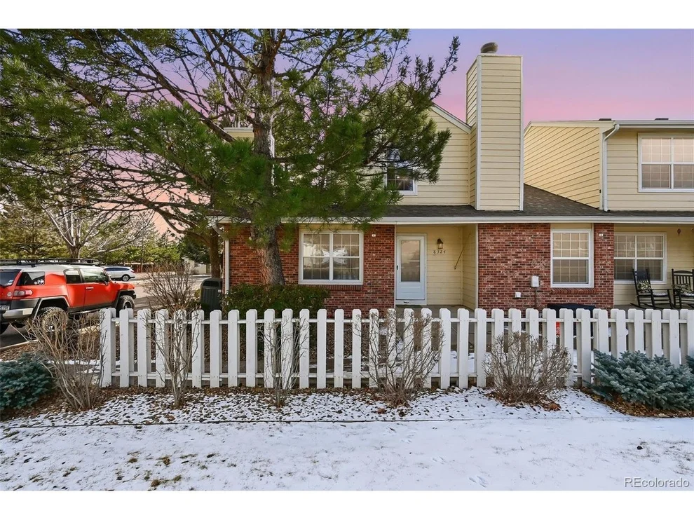 Unit for sale at 8324 S Upham Way, Littleton, CO 80128