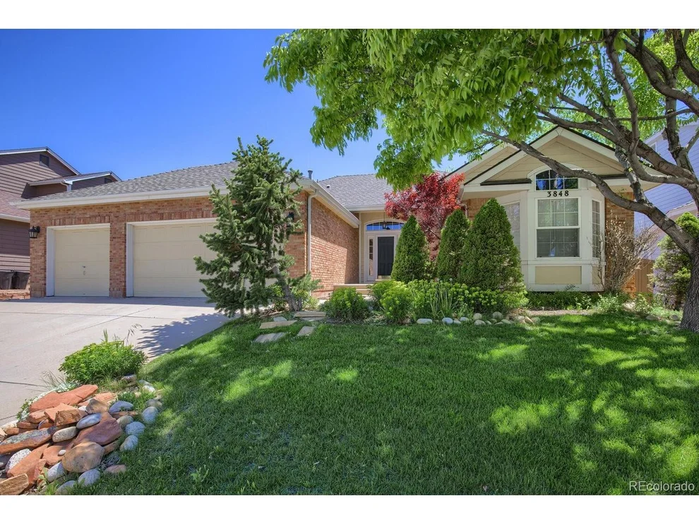 Unit for sale at 3848 Mallard Ln, Highlands Ranch, CO 80126