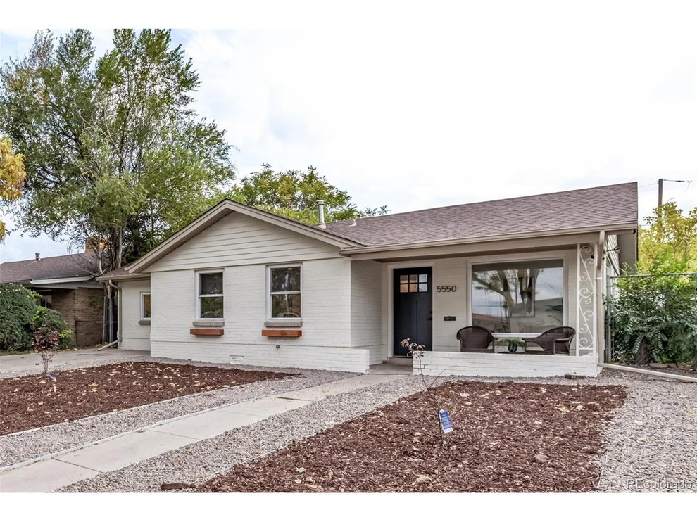 Unit for sale at 5550 E Thrill Pl, Denver, CO 80207
