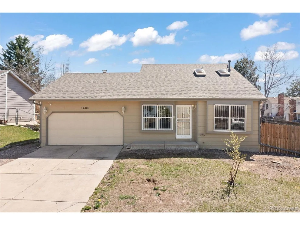 Unit for sale at 1603 S Flanders Way, Aurora, CO 80017